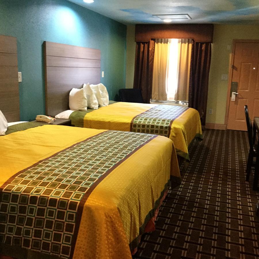 Luxury Inn And Suites Seaworld San Antonio Dış mekan fotoğraf