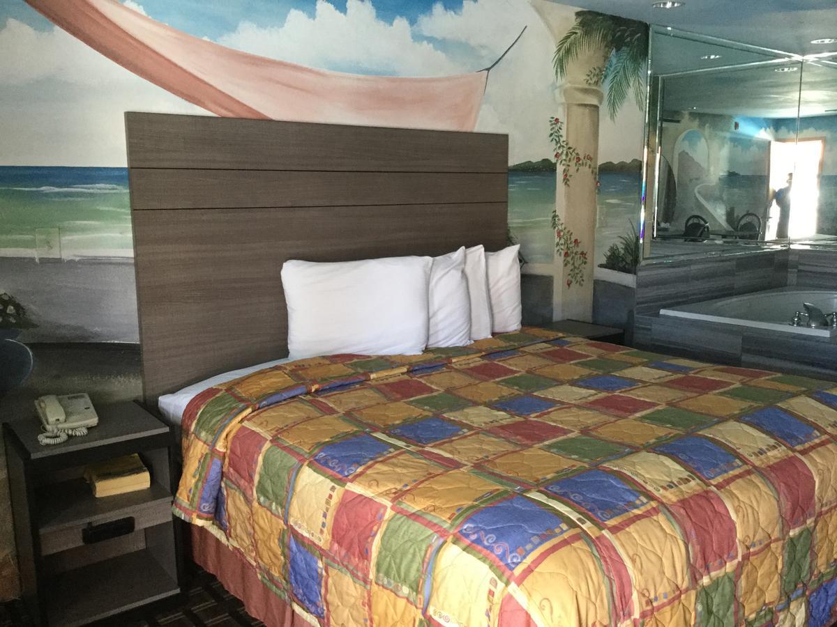 Luxury Inn And Suites Seaworld San Antonio Dış mekan fotoğraf