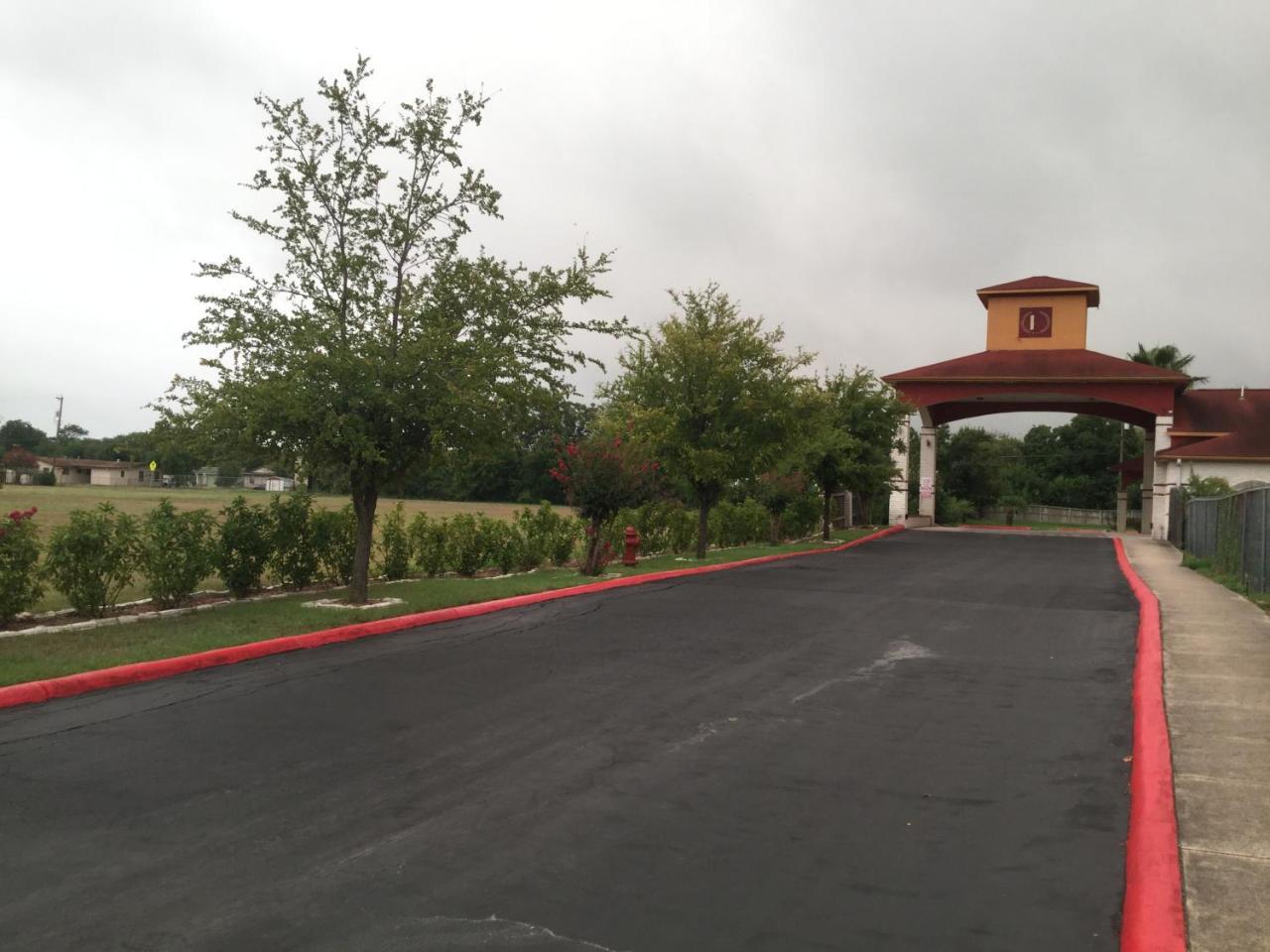 Luxury Inn And Suites Seaworld San Antonio Dış mekan fotoğraf
